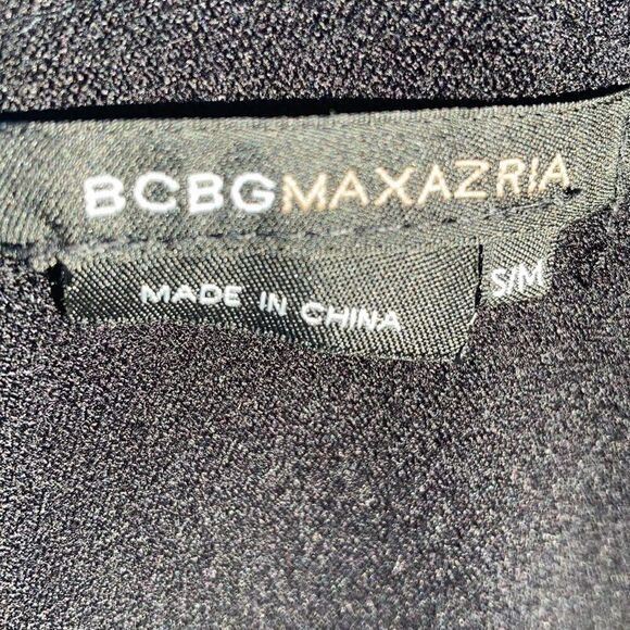 BCBG MAXAZRIA Wrap Black super soft embroidered back Dolman sleeve Shrug S Med - Picture 10 of 10
